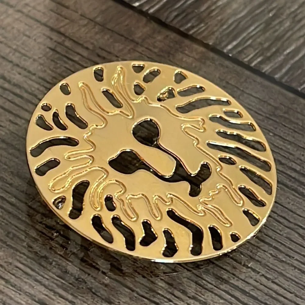 Vintage Anne Klein Gold Tone Round Lion Head Logo Shiny Brooch Pin Designer